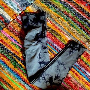 Booty scrunching leggings